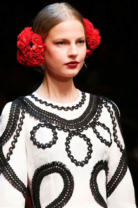 dolce gabbana flowercrown